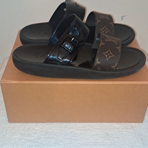 Louis Vuitton Sunbath Flat Mule Sandal Size 41 or US 9.5 - Picture 7 of 17